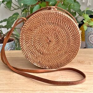 Vintage Ata Grass and Rattan Canteen Crossbody Bag Leather Trim Snap Closure